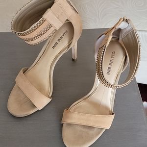 Gianni Bini - Heels - Size 6.5 M - Tan
